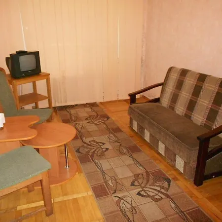 Hotel Saturn 2*