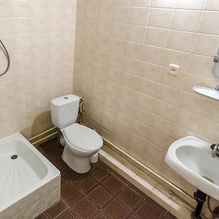 Hotel Saturn 2*