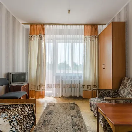 Saturn Hotel 2*
